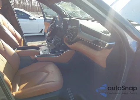 2023 Toyota Highlander Hybrid Platinum from USA, damaged, VIN 5TDEBRCH0PS106476